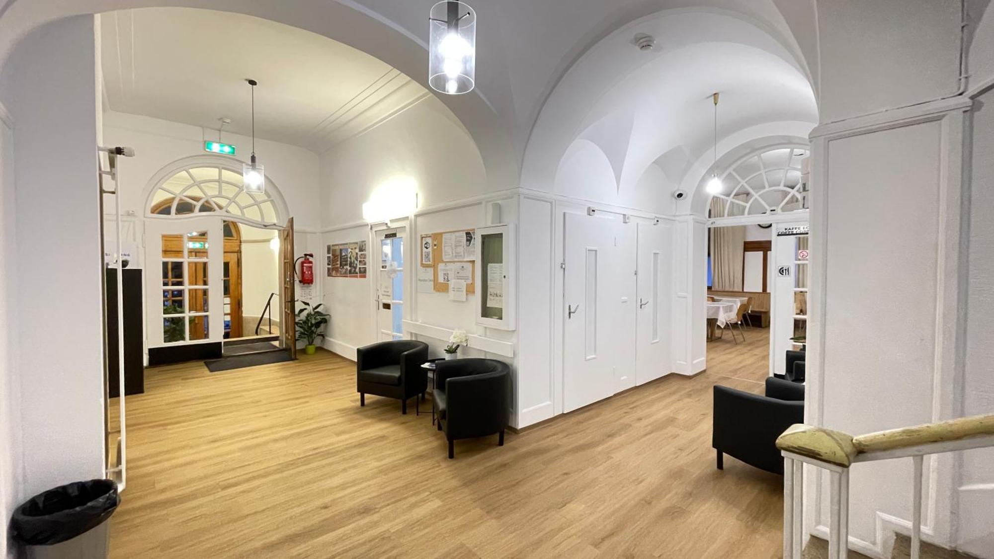 Zentrum Haus Locanda
